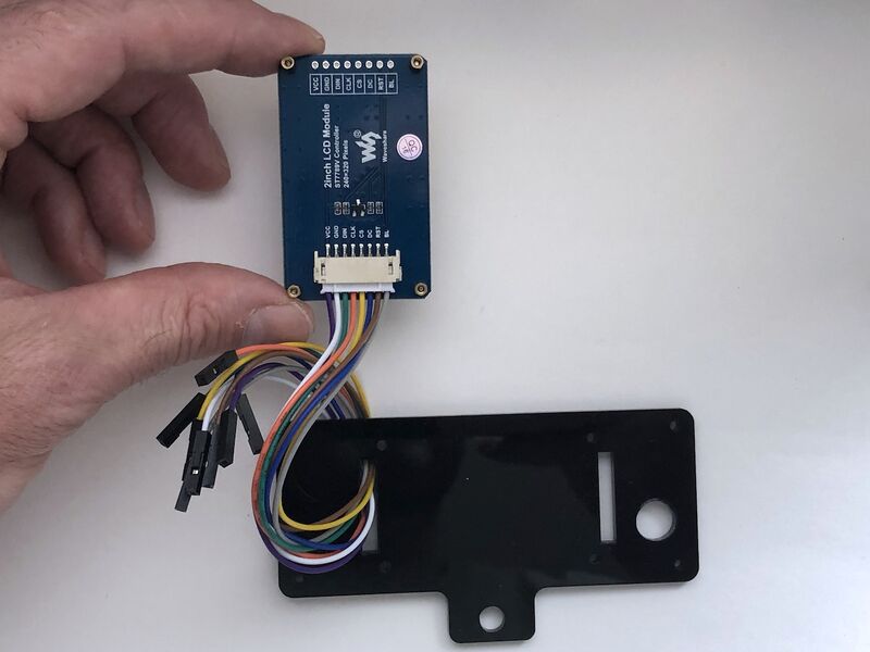 Screen installation: step 1